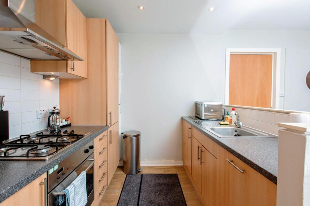 Bright And Stylish Apartment - Old Town Единбург Екстер'єр фото
